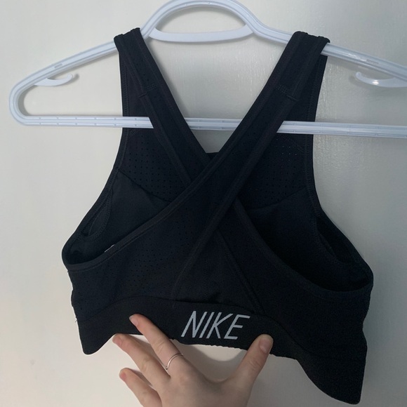 SOLD Nike sports bra - Picture 2 of 4